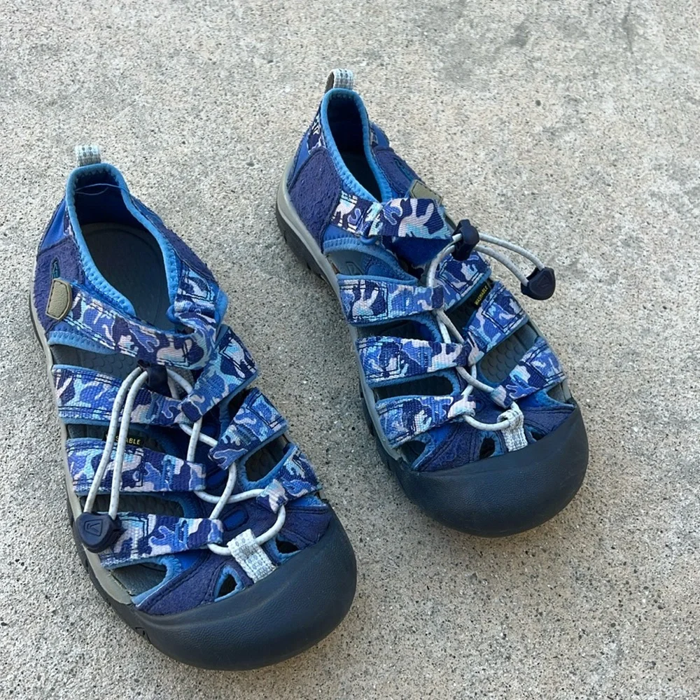 KEEN Kids Newport H2O Blue Camo Water Sandal Size 4